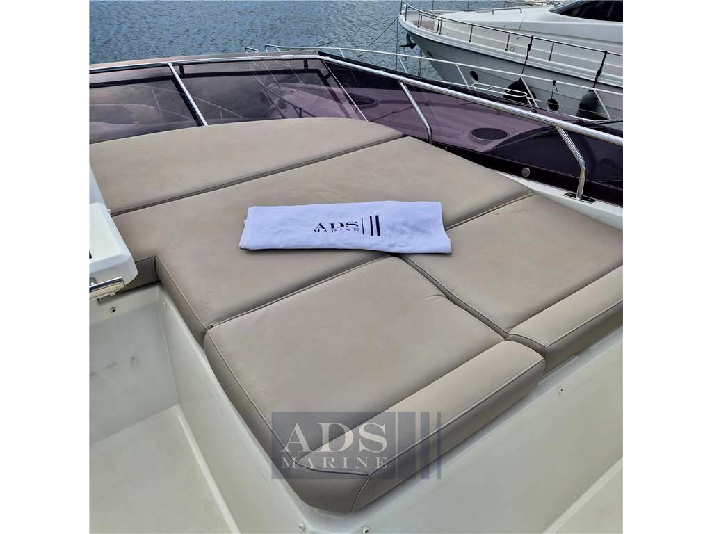 Prestige 520 fly