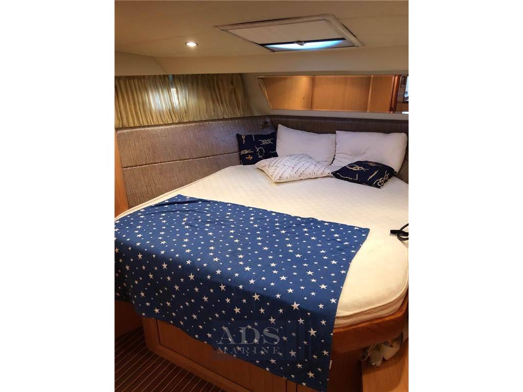 Solare 43 lobster