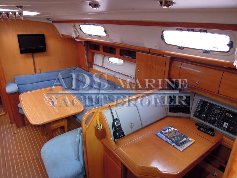Bavaria 42 cruiser
