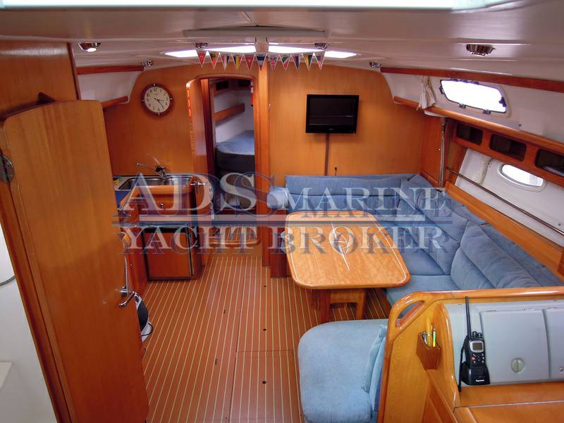 Bavaria 42 cruiser