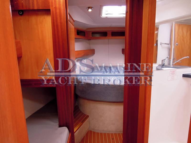 Bavaria 42 cruiser