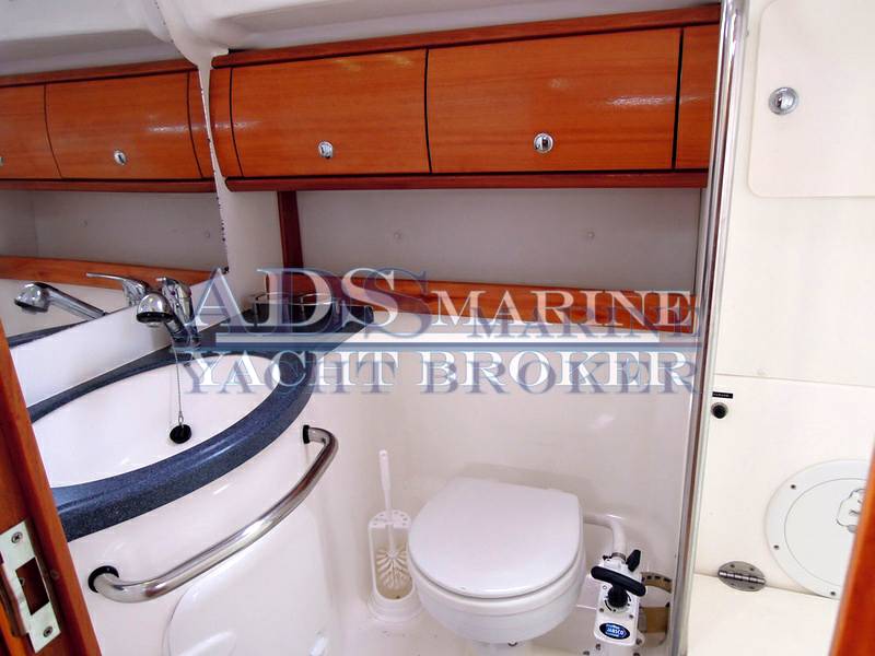 Bavaria 42 cruiser