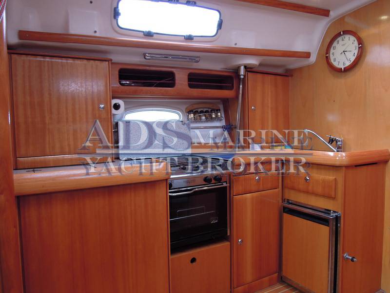 Bavaria 42 cruiser