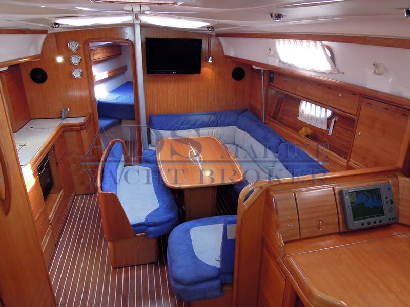 Bavaria 39 cruiser