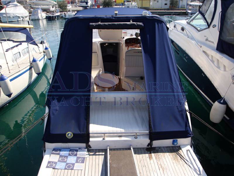 Mano marine 22.52 cabin