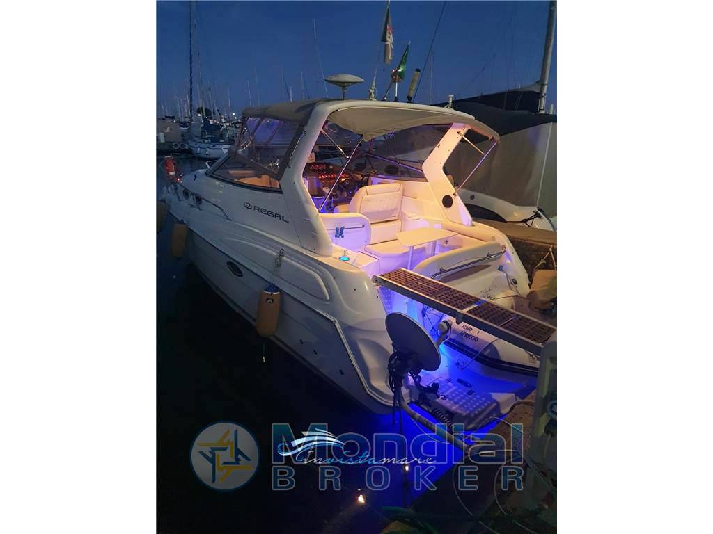Regal marine Commodore 2860