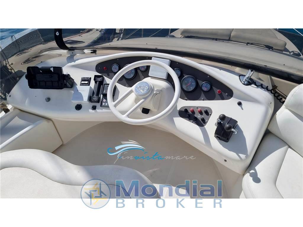 Azimut 42 fly