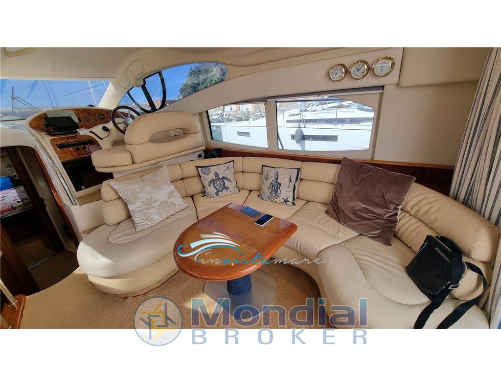 Azimut 42 fly