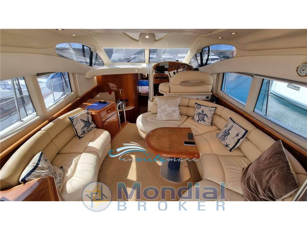Azimut 42 fly