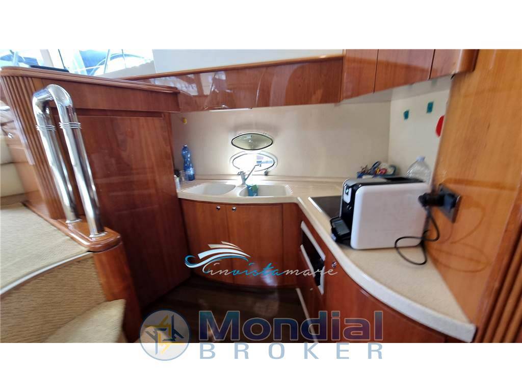 Azimut 42 fly
