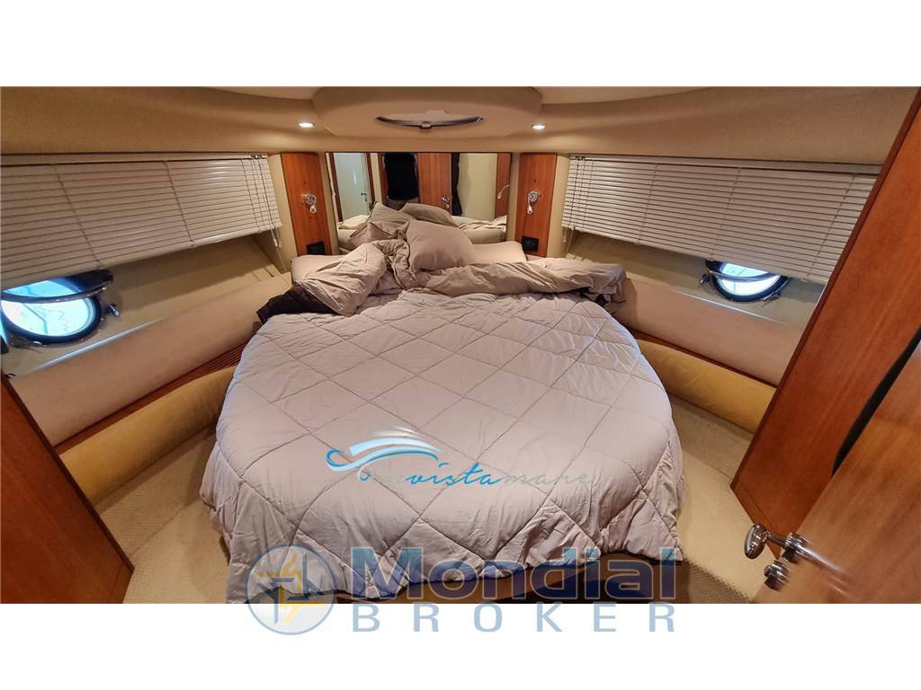 Azimut Az 39