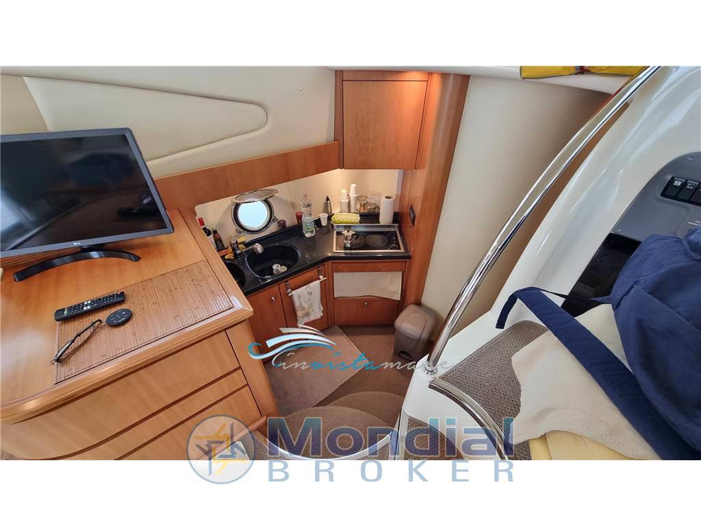 Azimut Az 39