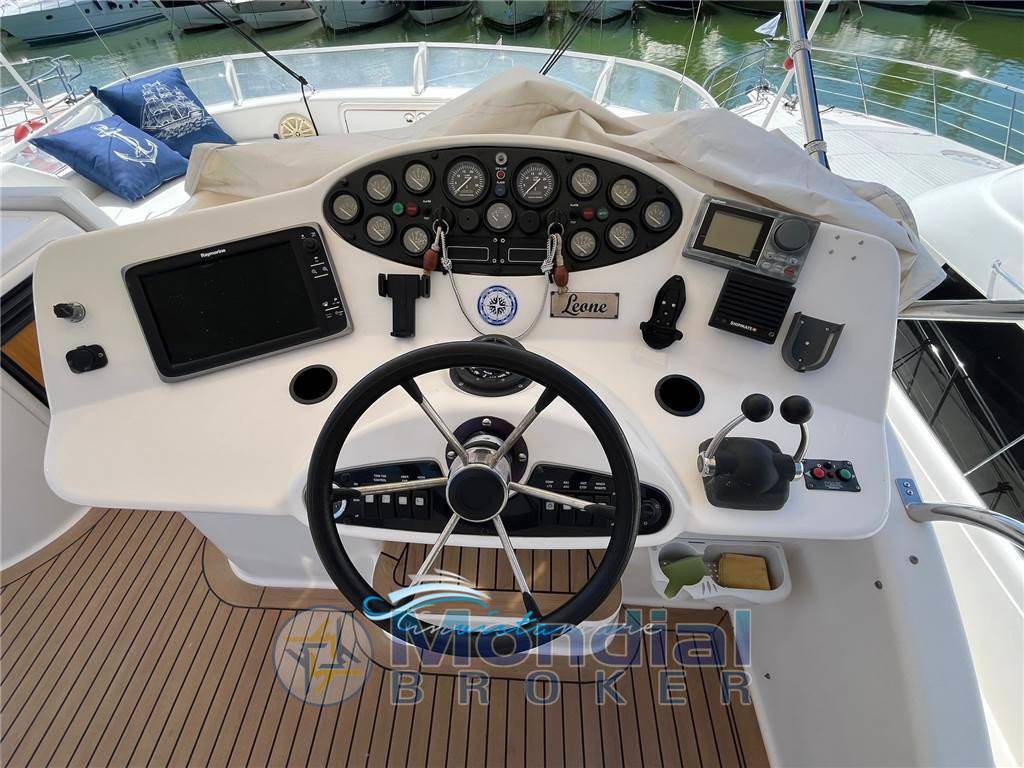 Riviera marine 40 flybridge