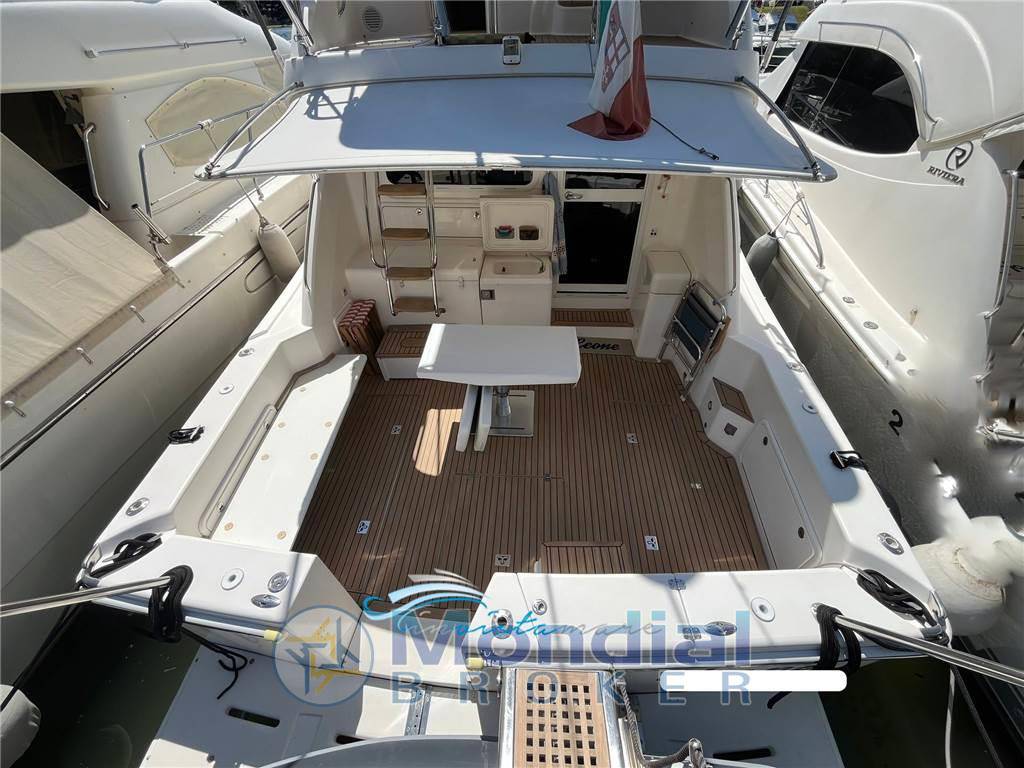 Riviera marine 40 flybridge