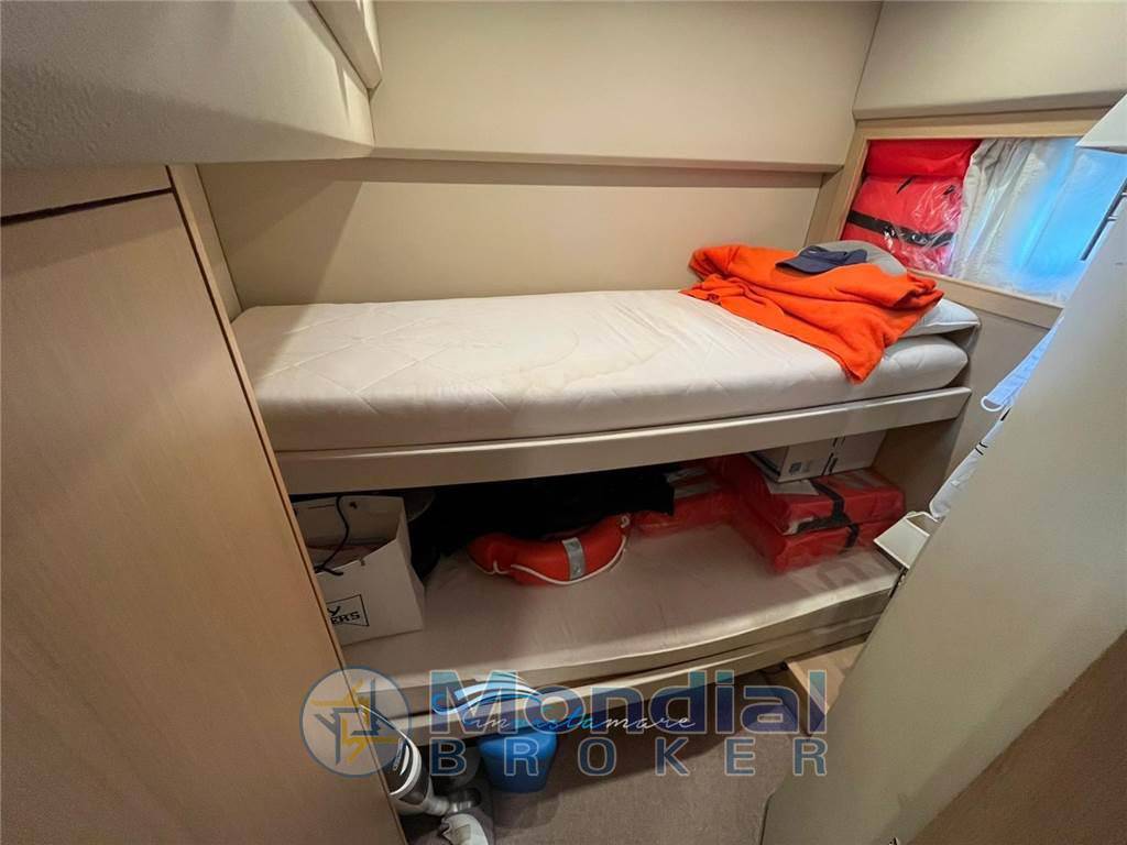Princess yachts V 53