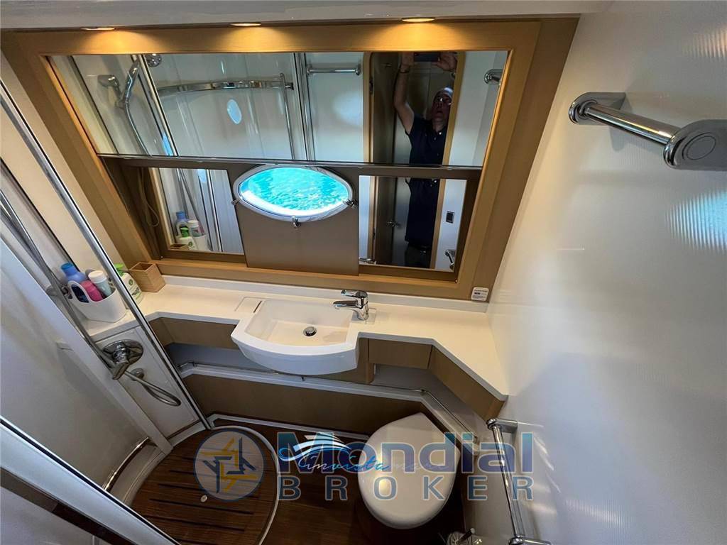 Princess yachts V 53