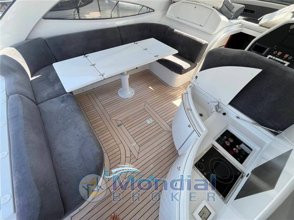 Pershing 50' ht