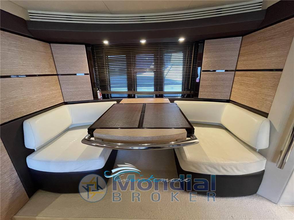 Azimut 53 flybridge