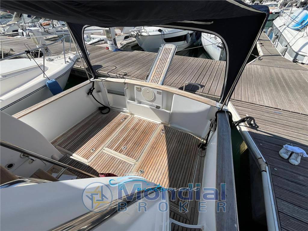 Beneteau Antares 10.80