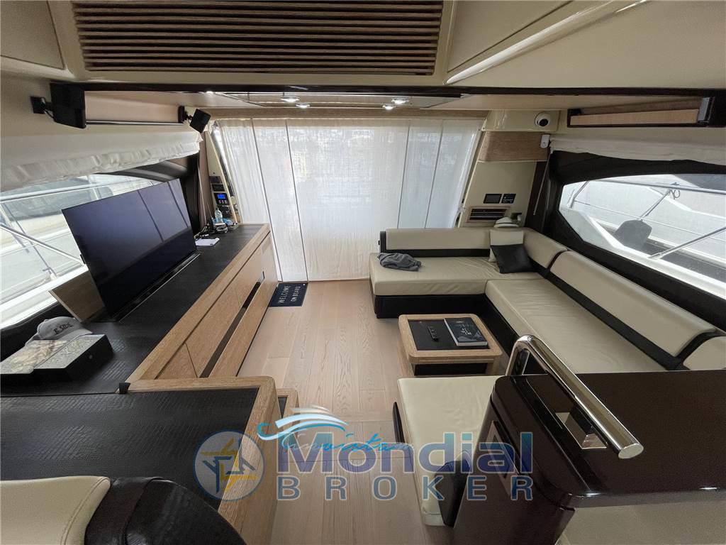 Azimut 64 flybridge