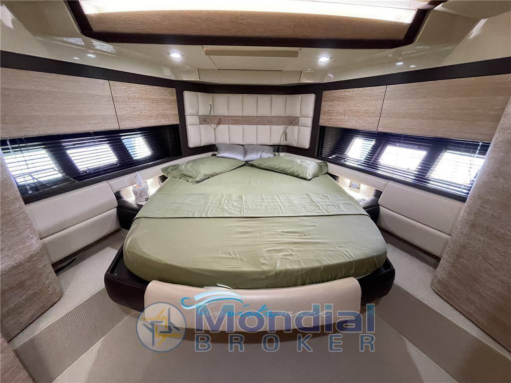 Azimut 64 flybridge