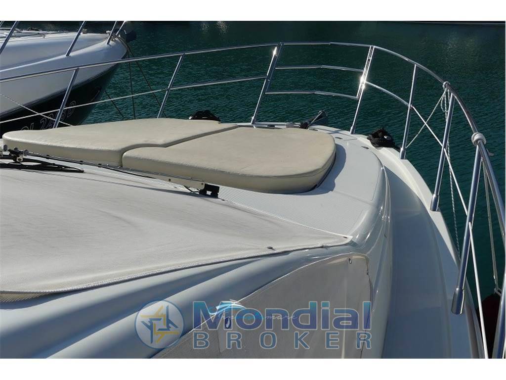 Azimut 43s