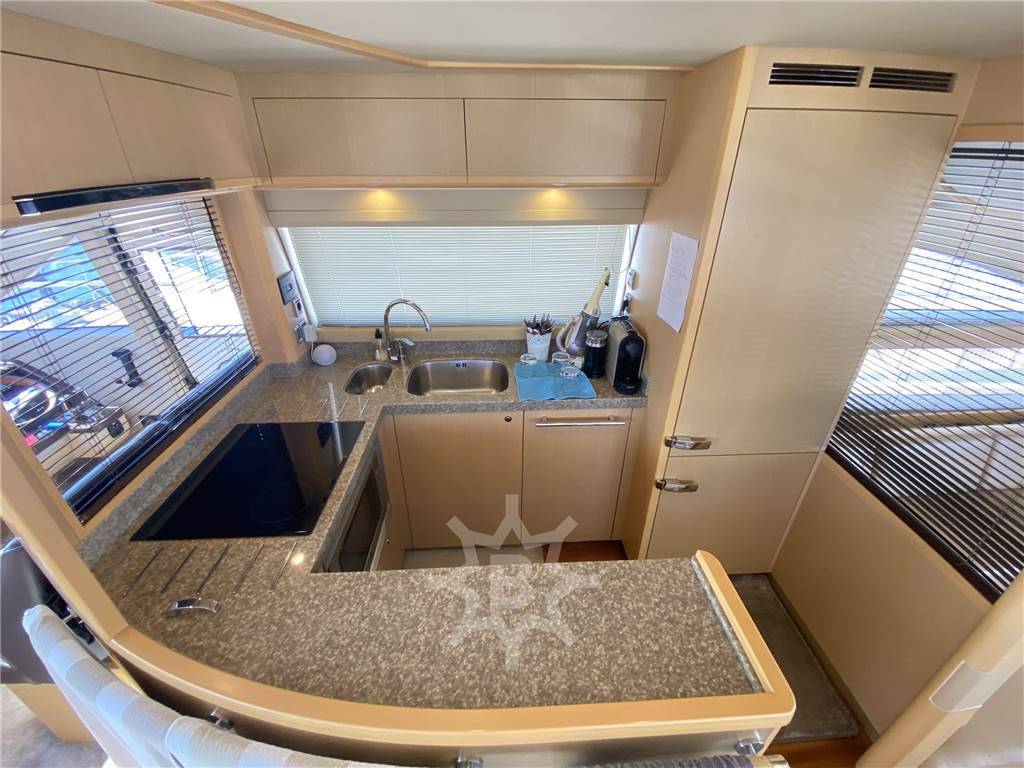 Princess yachts 62