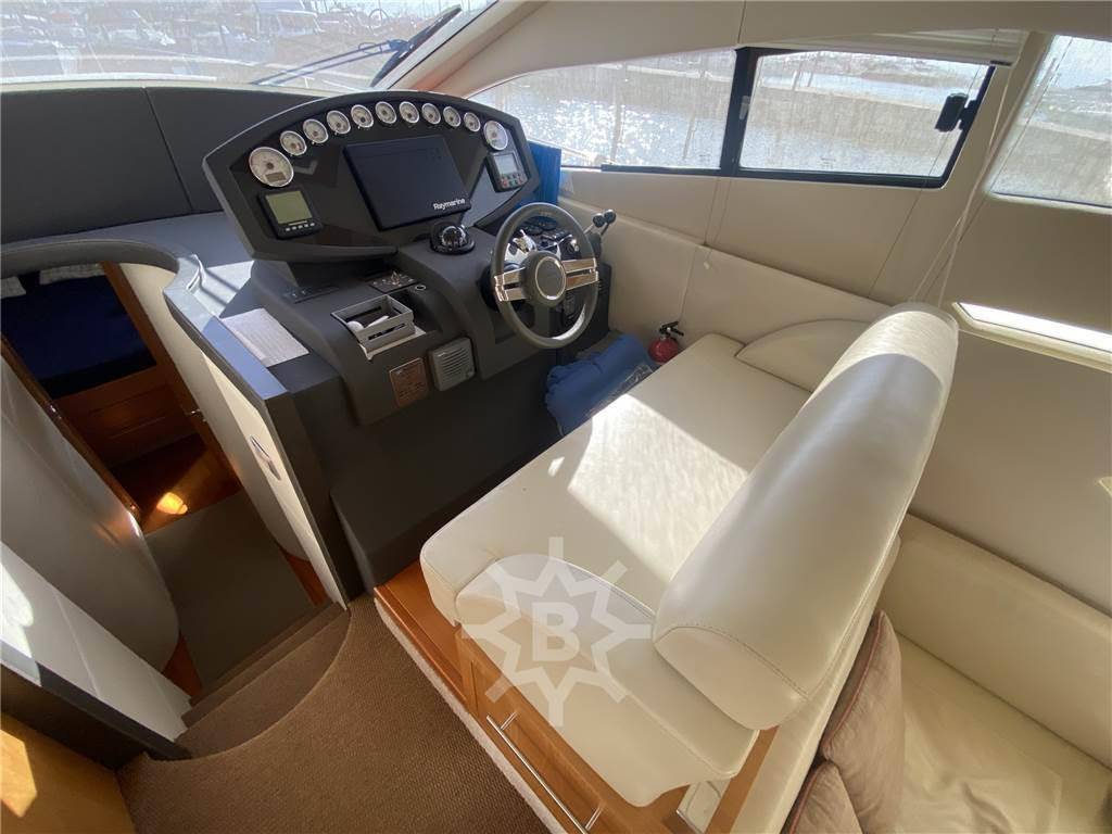 Rodman Muse 44