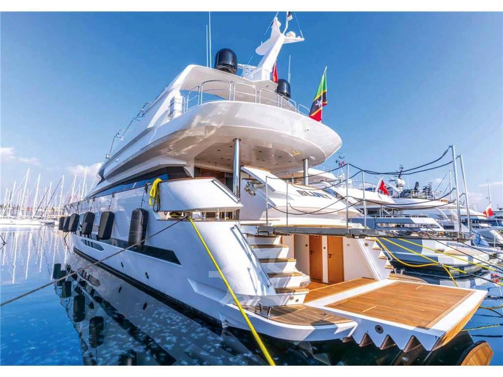 Cantieri di pisa Akhir 108