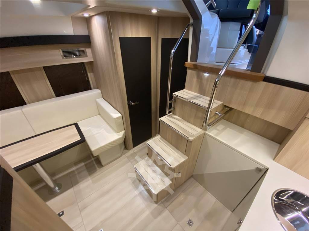 Cranchi M44 ht