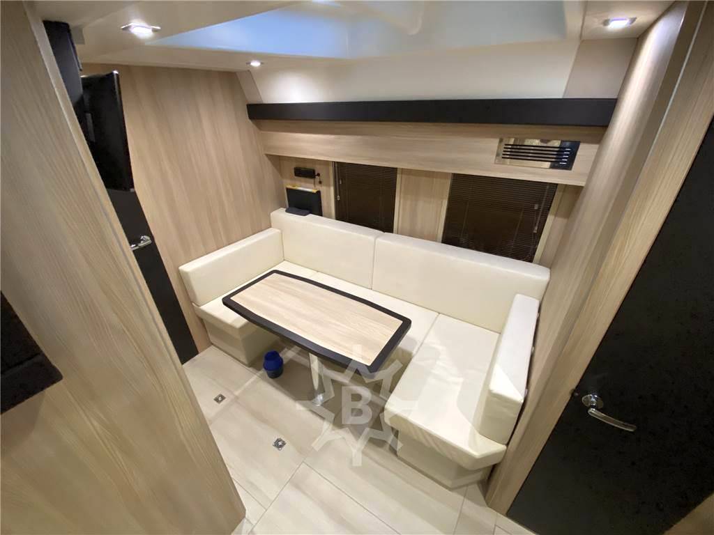 Cranchi M44 ht