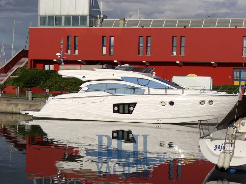 Sessa marine F 54 fly