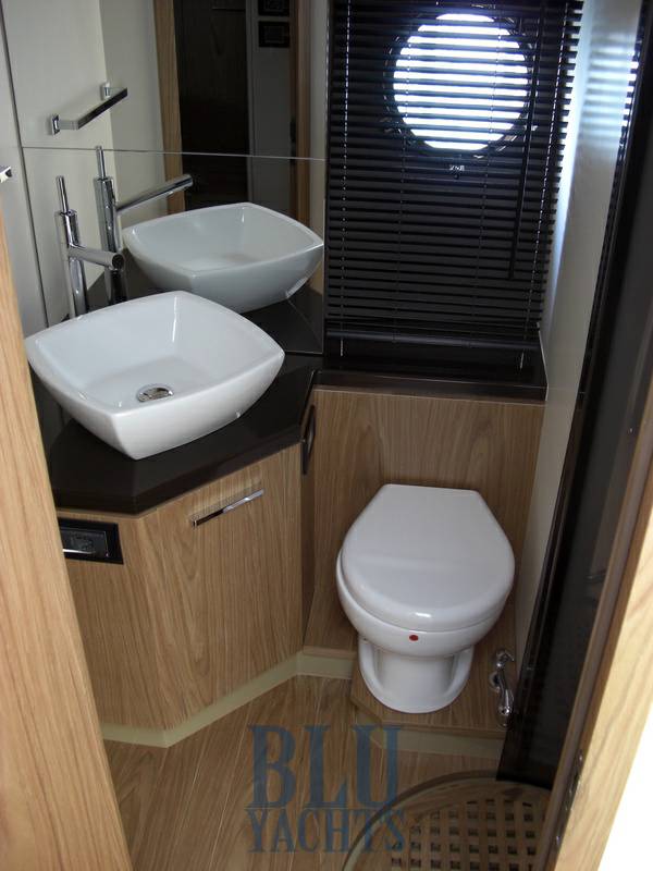 Sessa marine F 54 fly