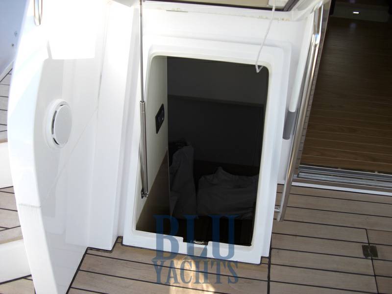 Sessa marine F 54 fly