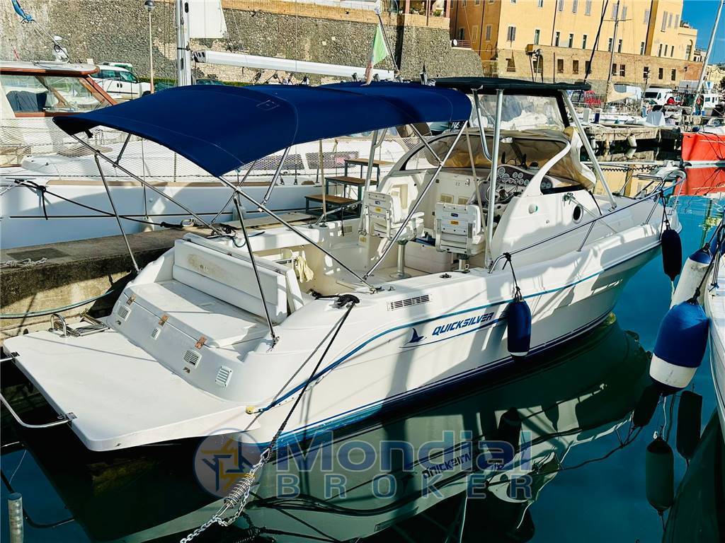 Quicksilver 750 commander