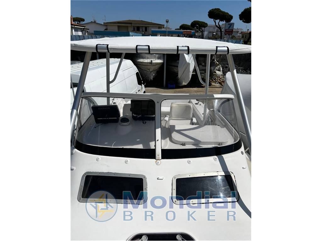 Quicksilver 750 commander