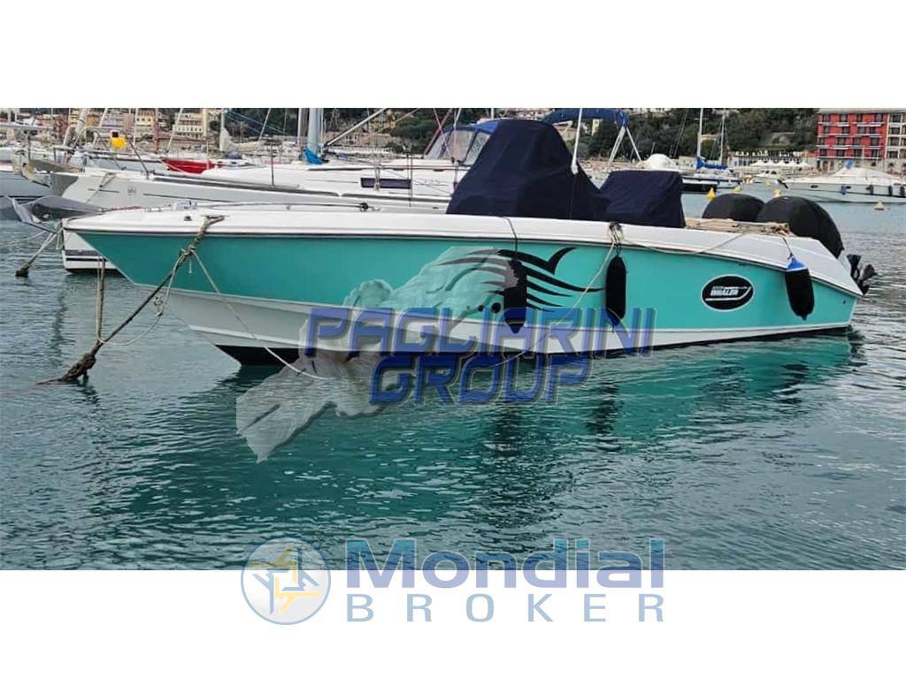 Boston whaler Outrage 270