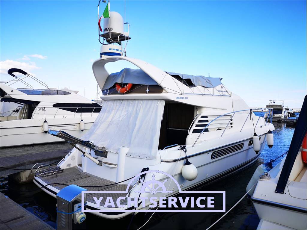 Fairline Squadron 43 fly