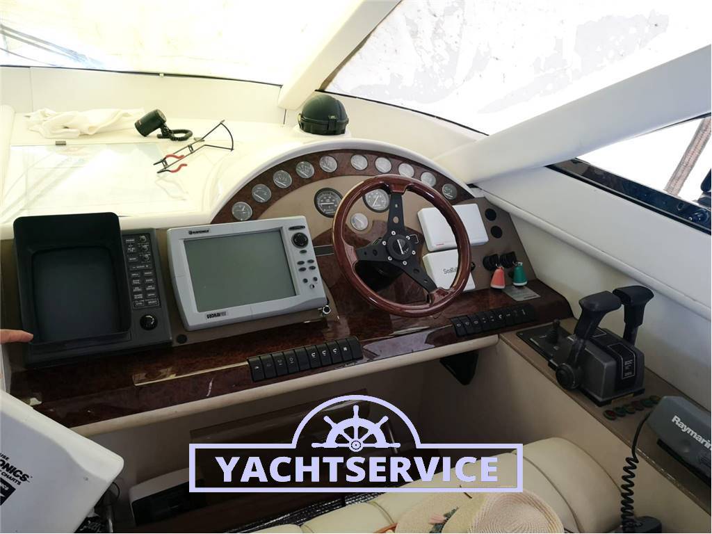 Fairline Squadron 43 fly