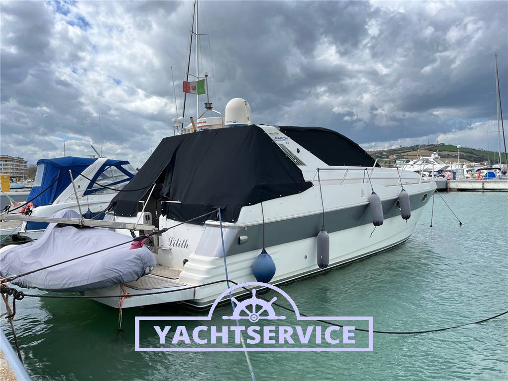 Marchi 42 hard top