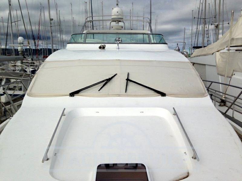 Gulf craft Majesty 56