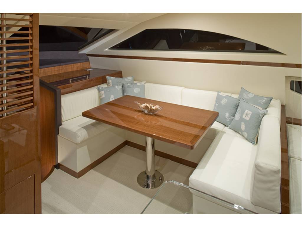 Uniesse 58 fly