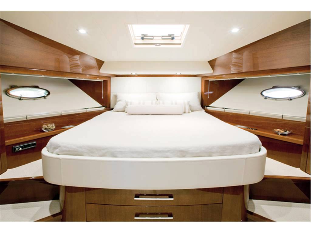 Uniesse 58 fly