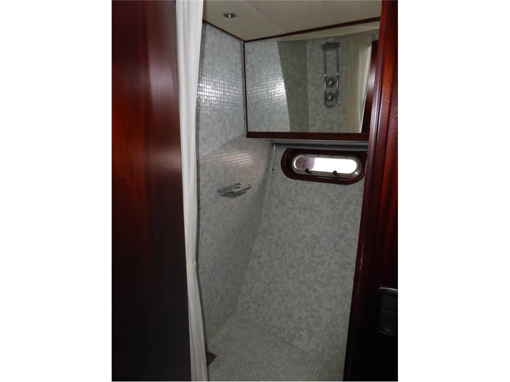 Pacific shipyard Prestige 170