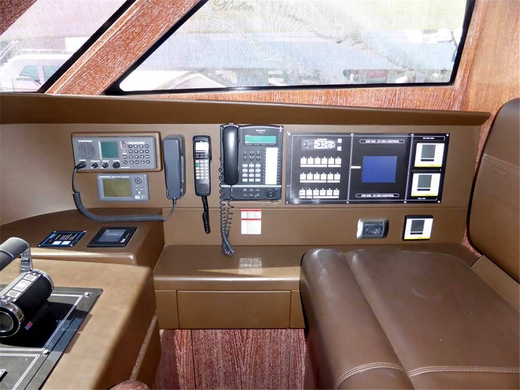 Cantieri di pisa Akhir 85
