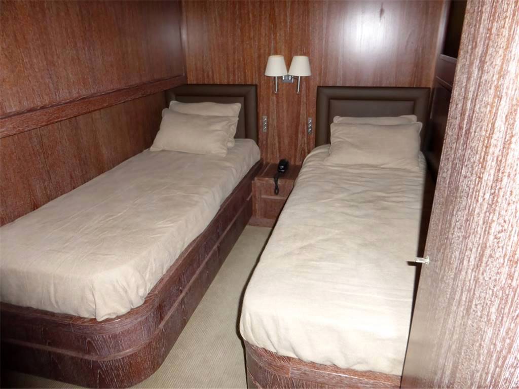 Cantieri di pisa Akhir 85