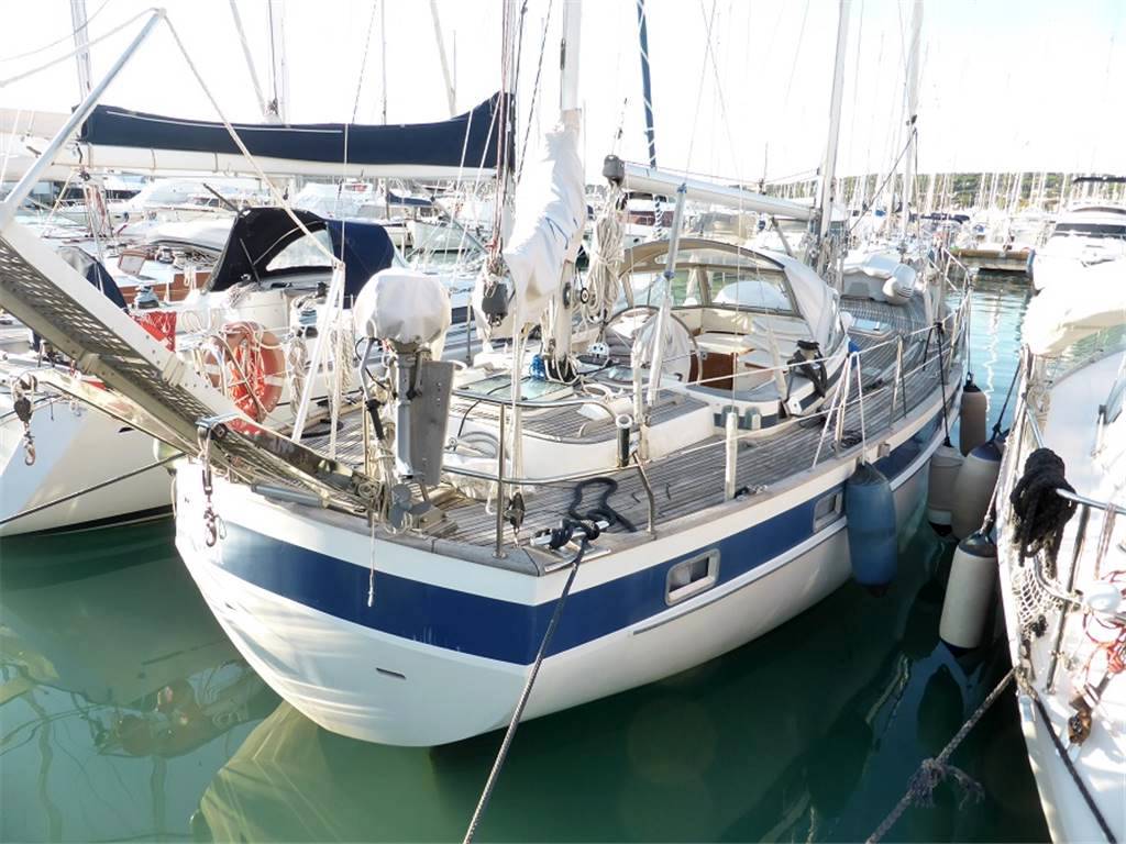Hallberg rassy 42 ketch