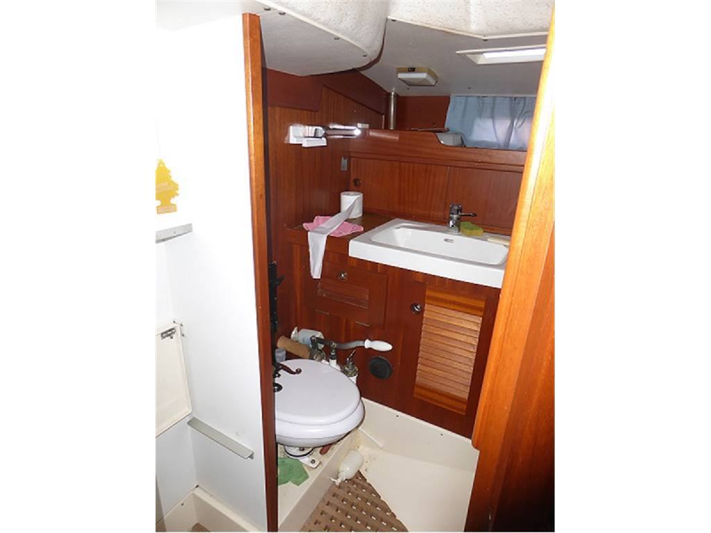 Hallberg rassy 42 ketch