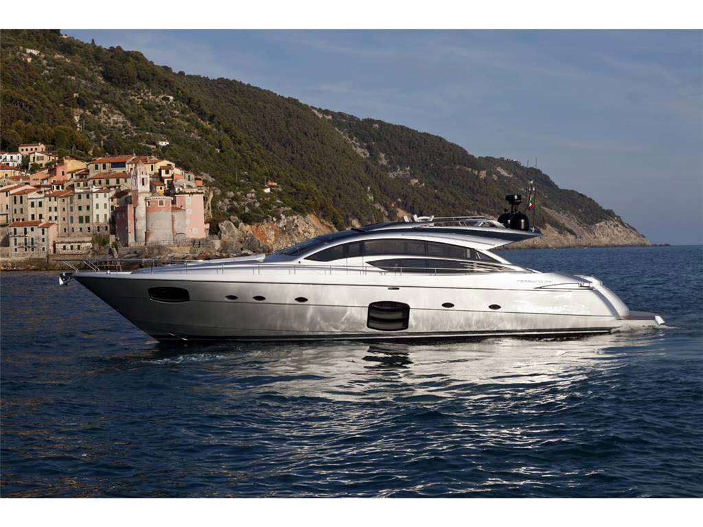 Pershing 74