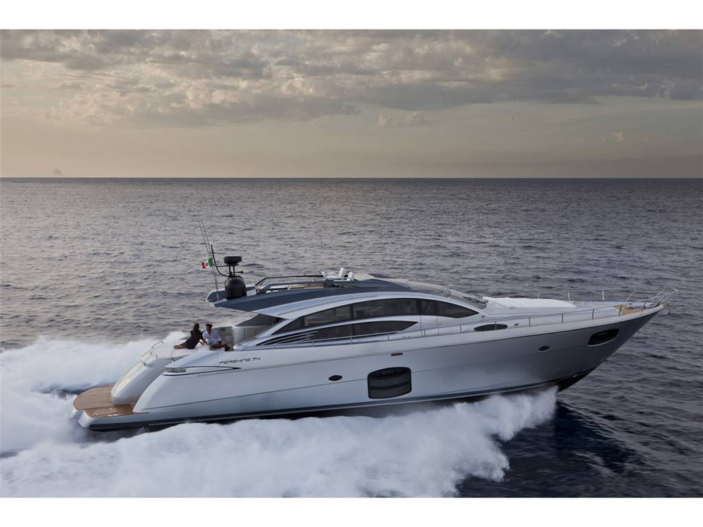 Pershing 74